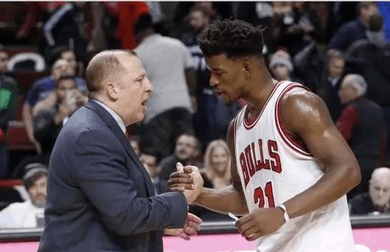 在探讨居莱 在探讨居莱