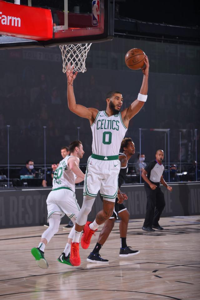 1月2日举 1月2日举