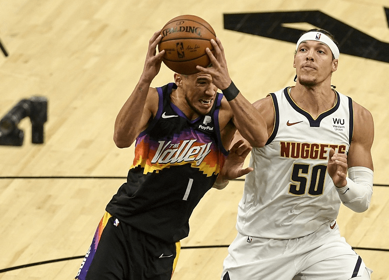 在主场完成 在主场完成